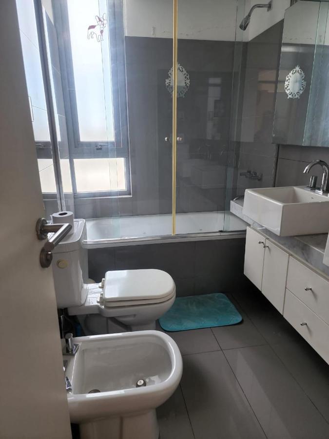 Apartamento Av Kennedy Y Cervino A Metros Embajada Eeuu Buenos Aires Kültér fotó